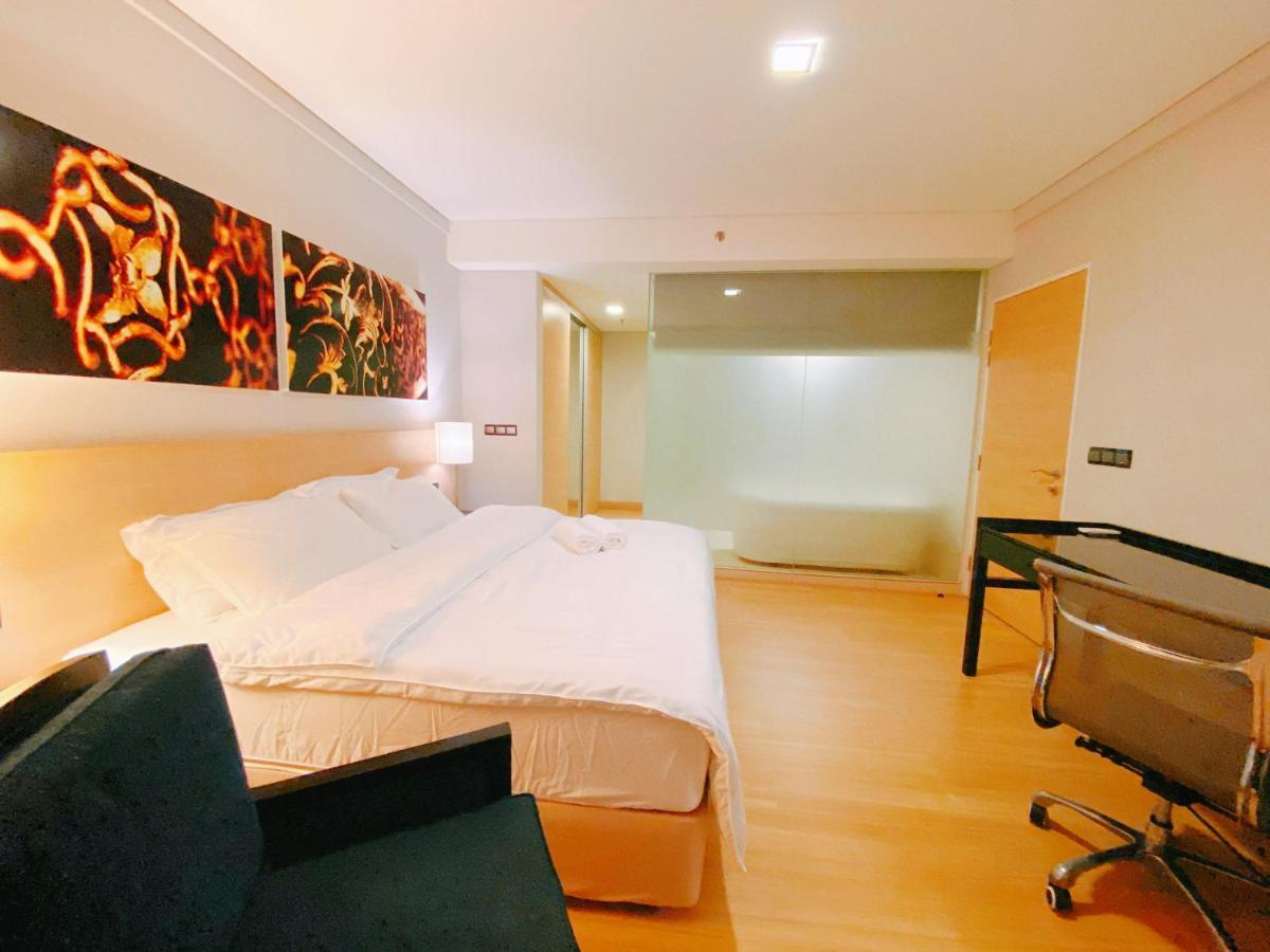 Straits Suite By C Homestay Малакка Экстерьер фото