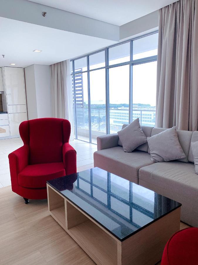 Straits Suite By C Homestay Малакка Экстерьер фото